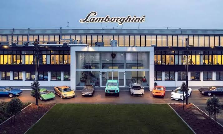 Lamborghini Licenses MIT's Eco-Friendly Battery Tech for Electric Cars