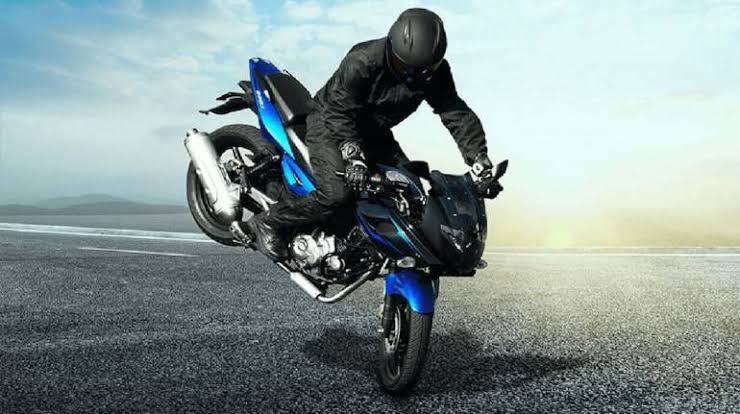 Bajaj Auto Reports Robust Q3 Results with 37% YoY Rise in Net Profit